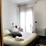 Fara 8 باري